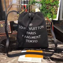 Louis Vuitton M43418-black