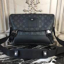 Louis Vuitton M40511 Messenger PM Voyager Monogram Eclipse Canvas Replica