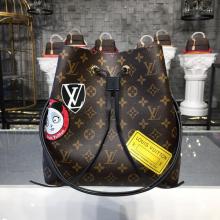 Louis Vuitton P01072-1