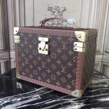 Louis Vuitton M21204 28cm